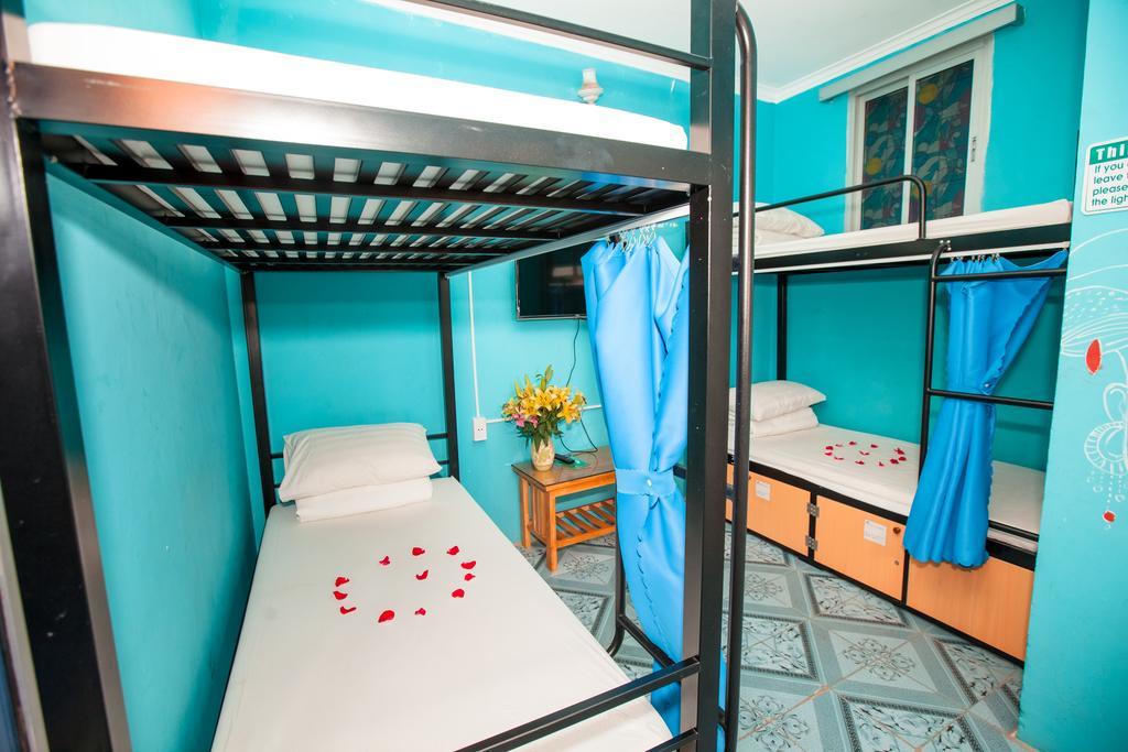 Halong Party Hostel 하롱 외부 사진