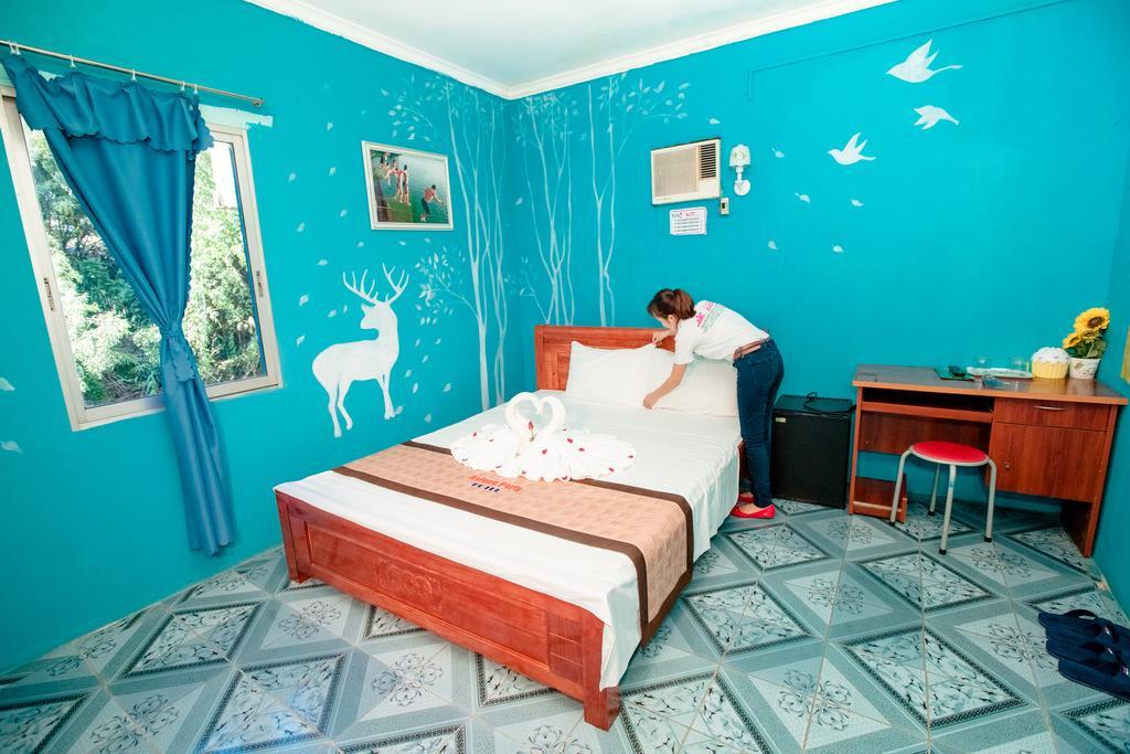 Halong Party Hostel 하롱 외부 사진